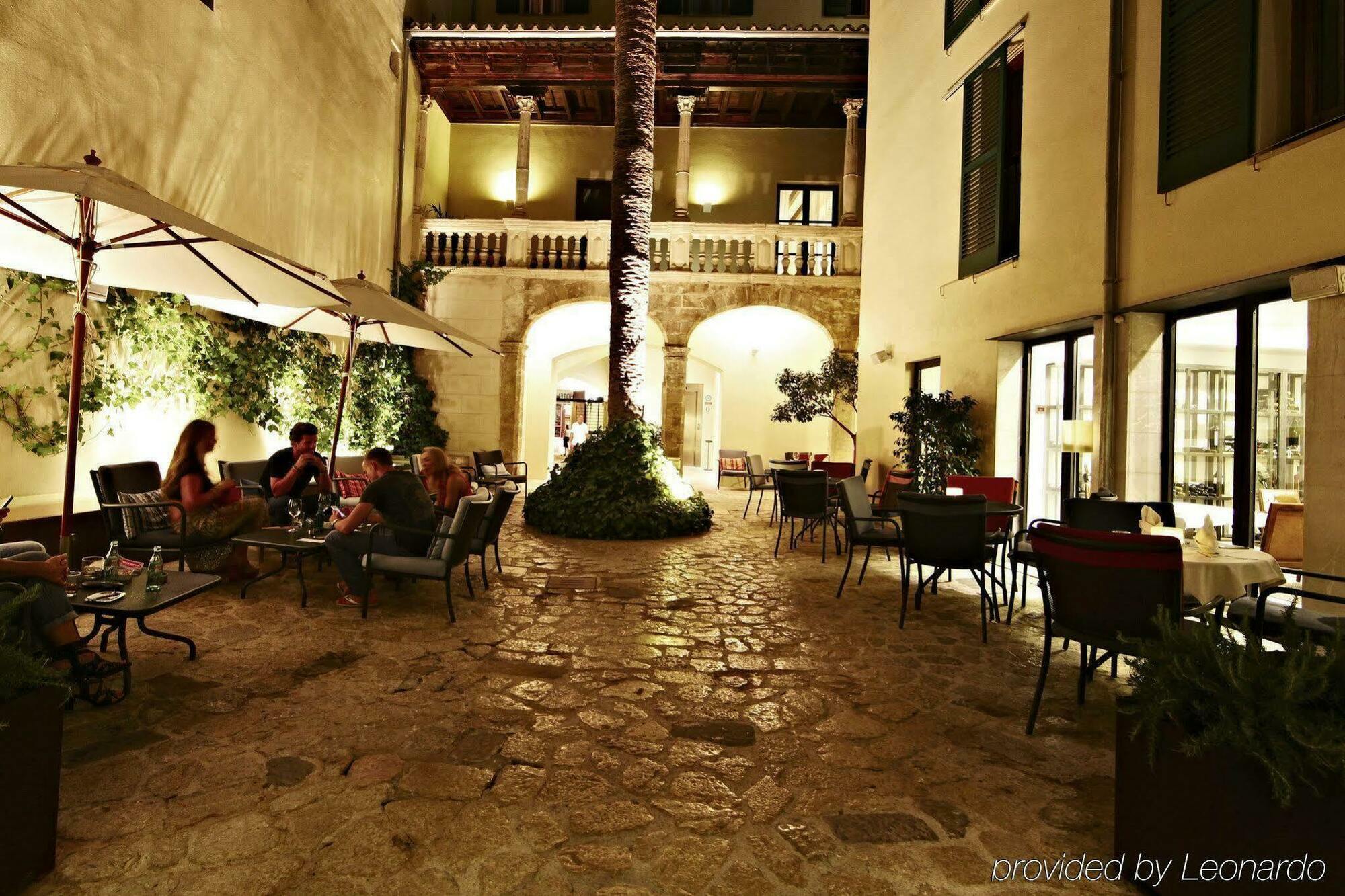 Petit Palace Hotel Tres Palma Restaurant photo